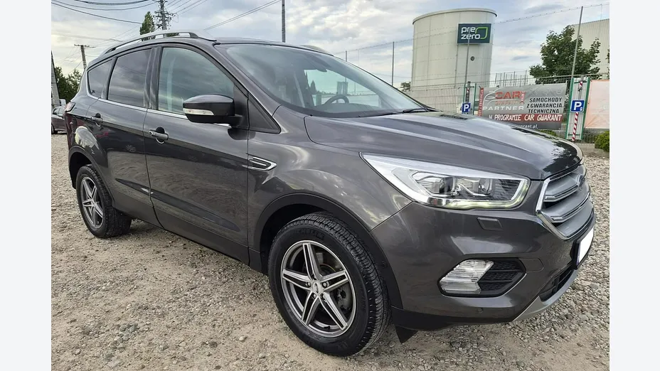 FORD Kuga -