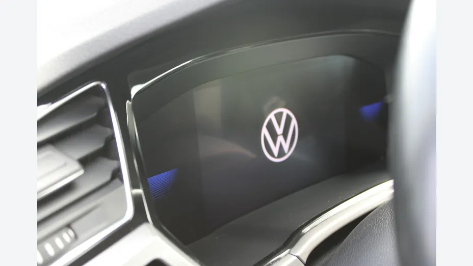 VOLKSWAGEN Touran -