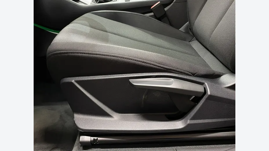 AUDI Q3 -