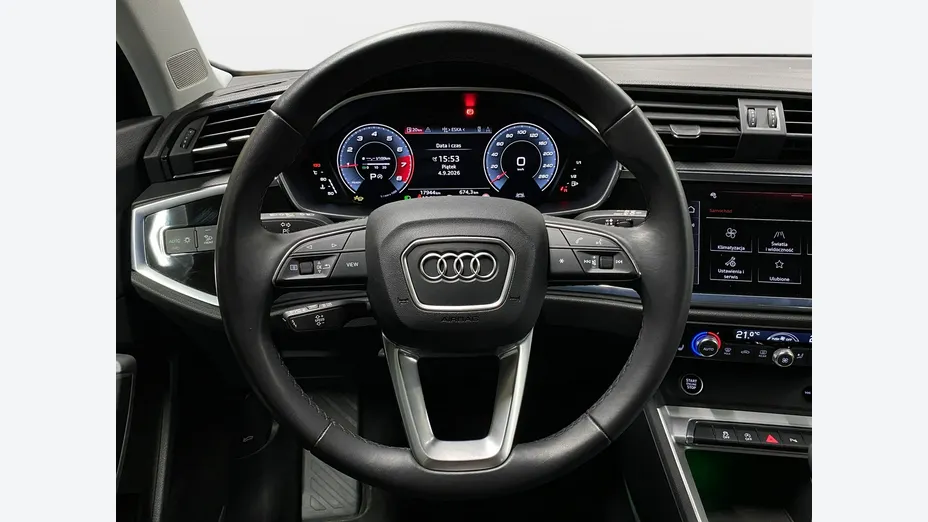 AUDI Q3 -
