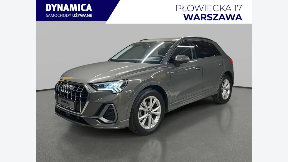 AUDI Q3 -