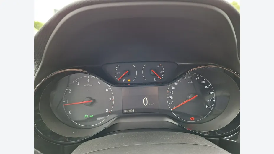 OPEL Corsa -