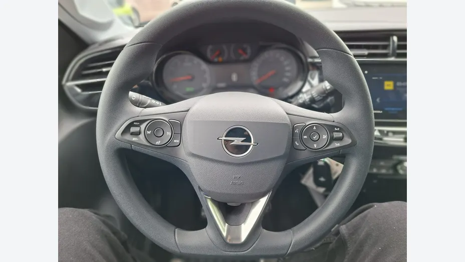 OPEL Corsa -