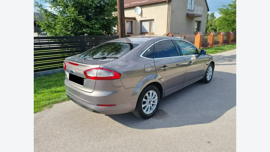 FORD Mondeo -