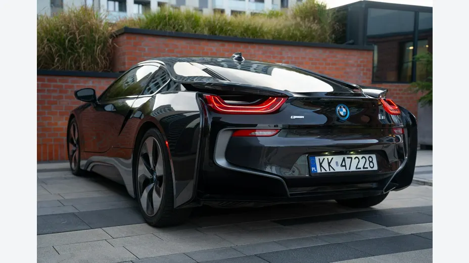 BMW i8 -
