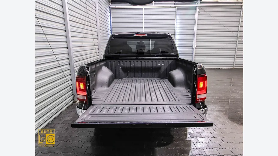 VOLKSWAGEN Amarok -