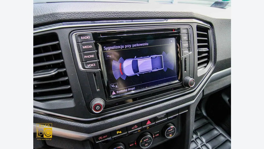 VOLKSWAGEN Amarok -
