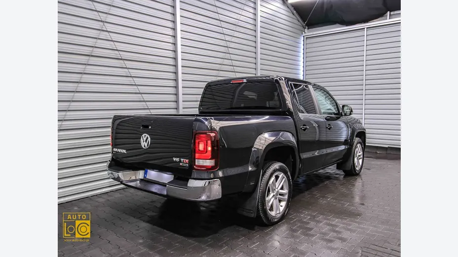 VOLKSWAGEN Amarok -