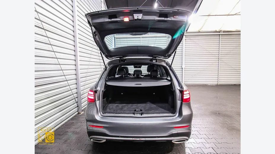 MERCEDES-BENZ GLC -