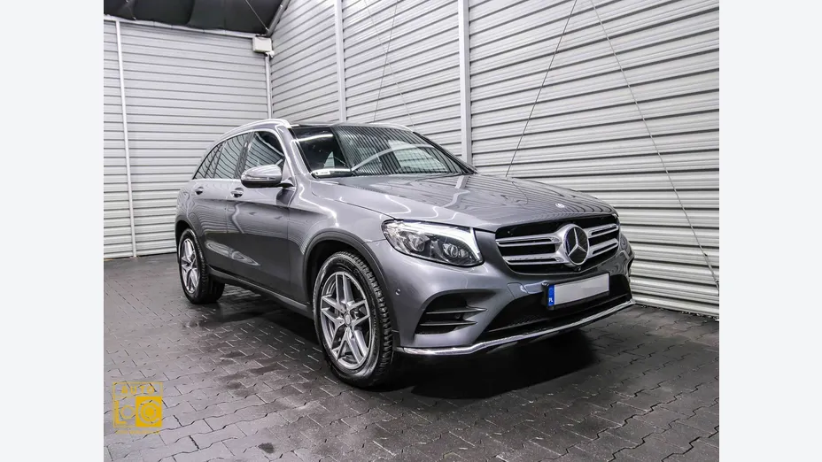 MERCEDES-BENZ GLC -