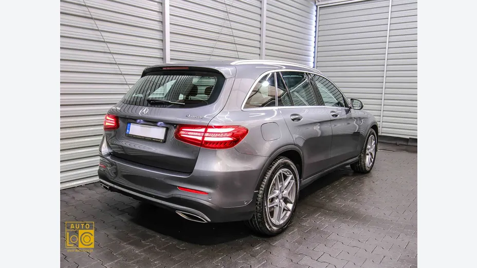 MERCEDES-BENZ GLC -