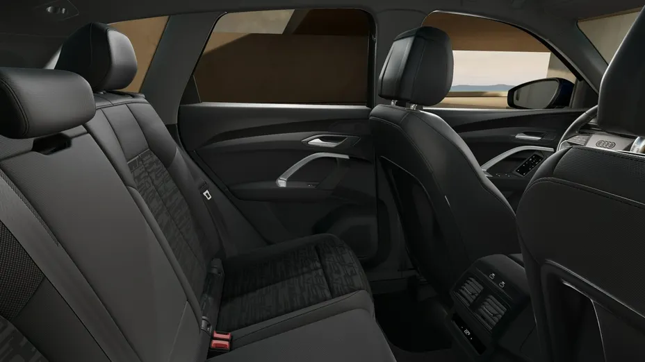 AUDI Q5 -
