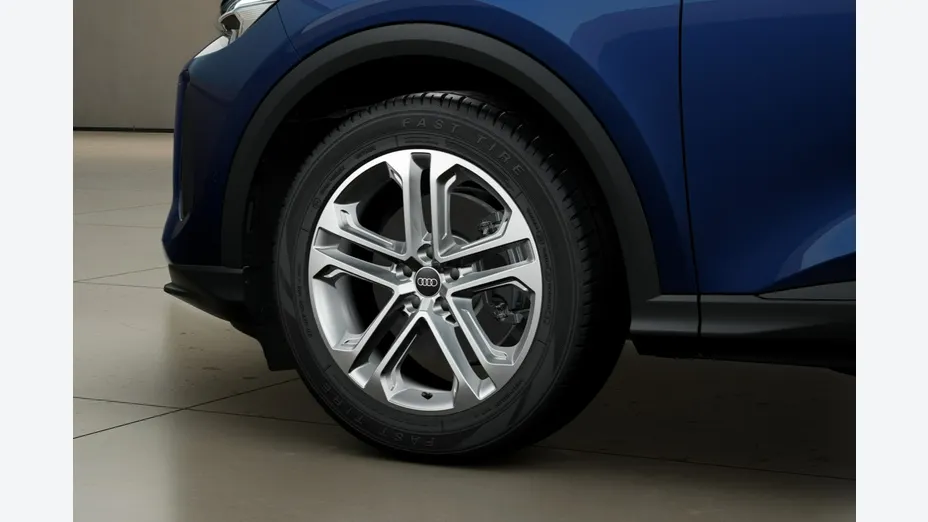 AUDI Q5 -