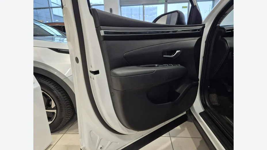 HYUNDAI Tucson -