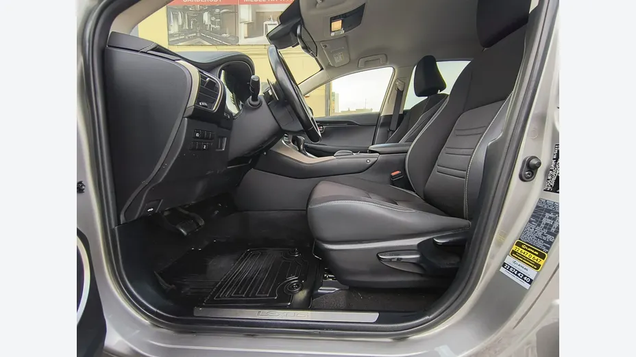LEXUS NX -