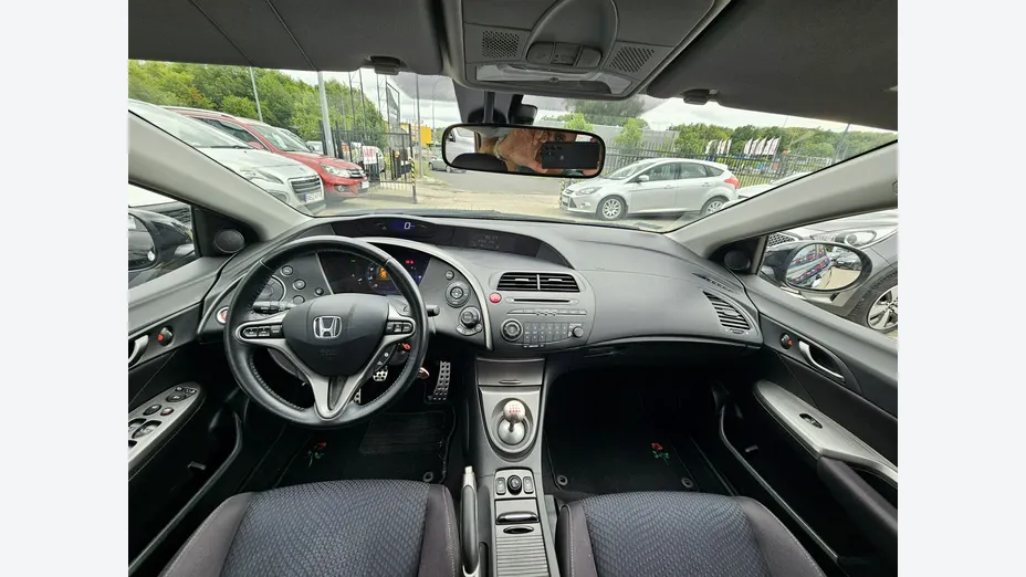 HONDA Civic -
