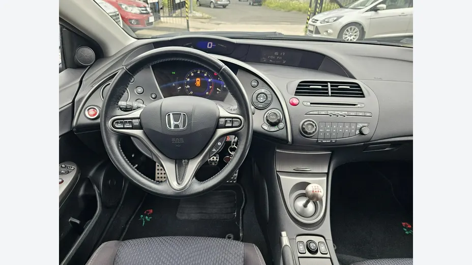 HONDA Civic -