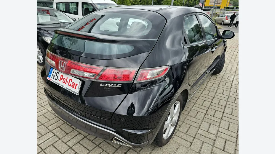 HONDA Civic -