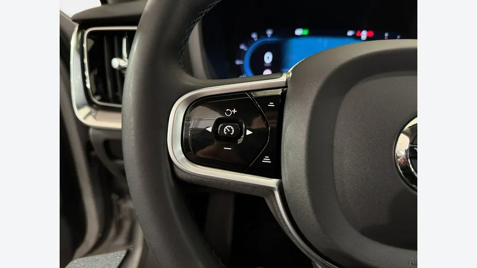 VOLVO S60 -