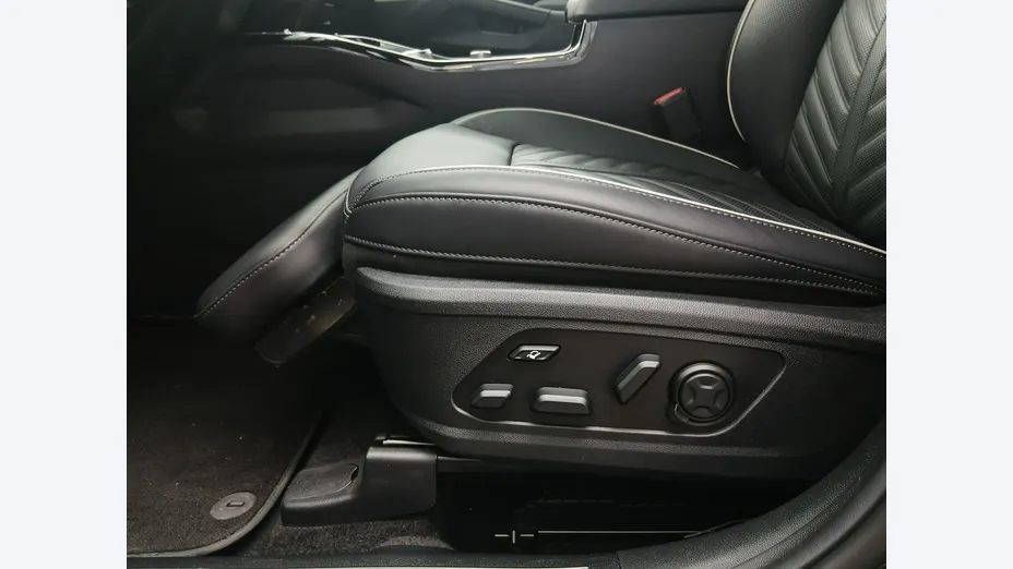KIA Sorento -