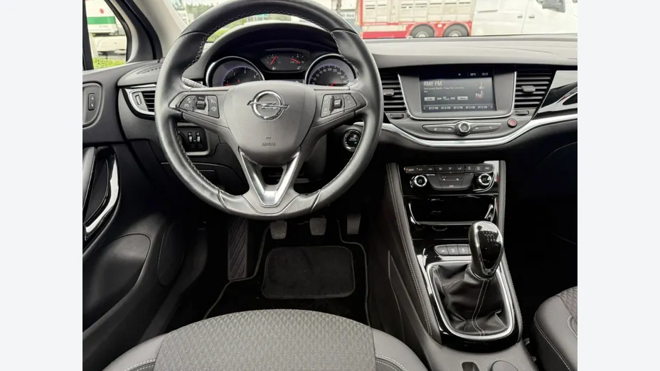 OPEL Astra -