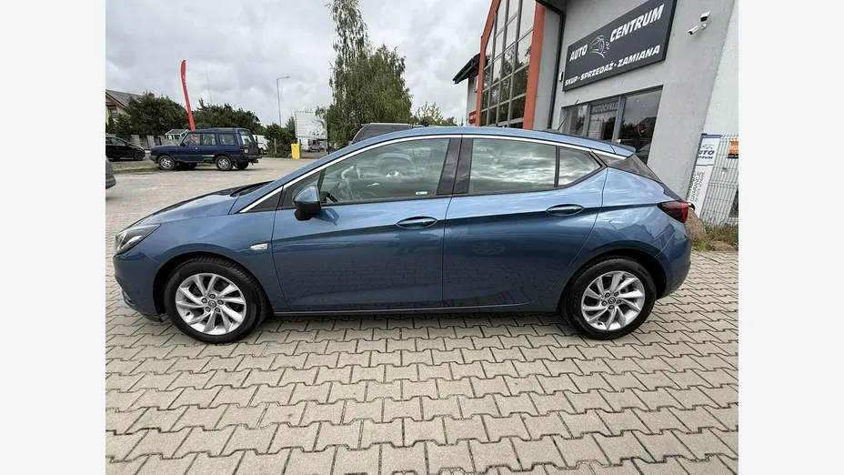 OPEL Astra -