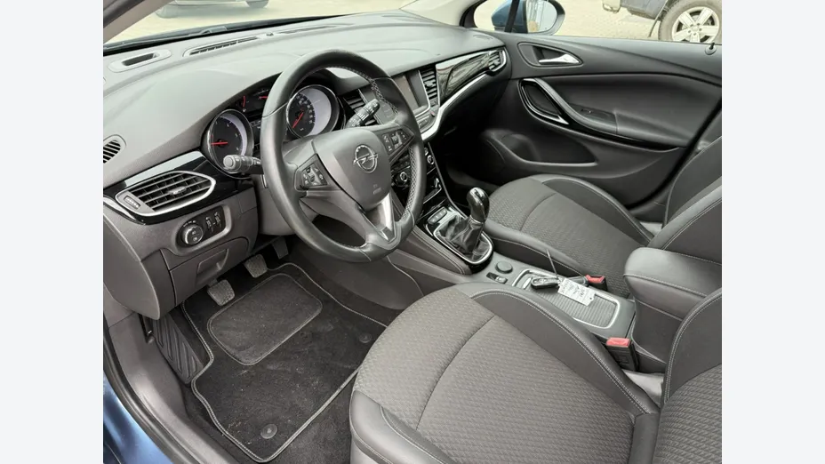 OPEL Astra -