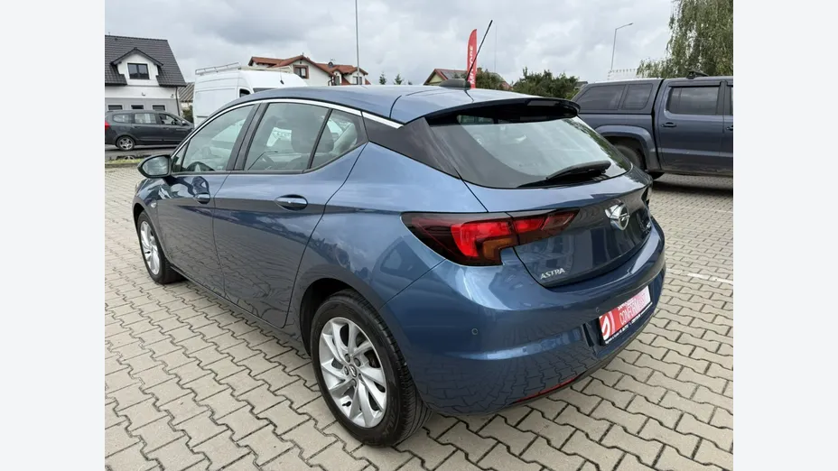 OPEL Astra -