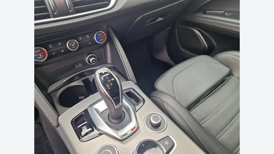 ALFA ROMEO Stelvio -