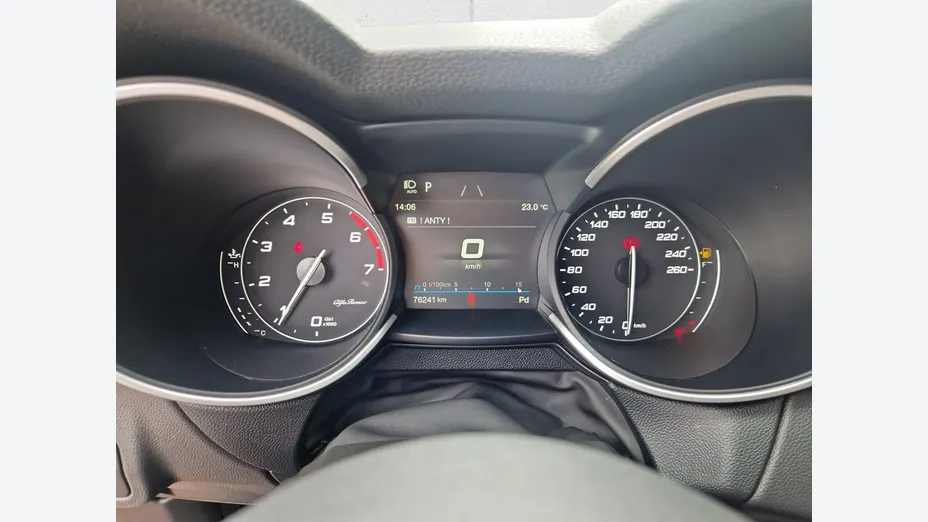 ALFA ROMEO Stelvio -
