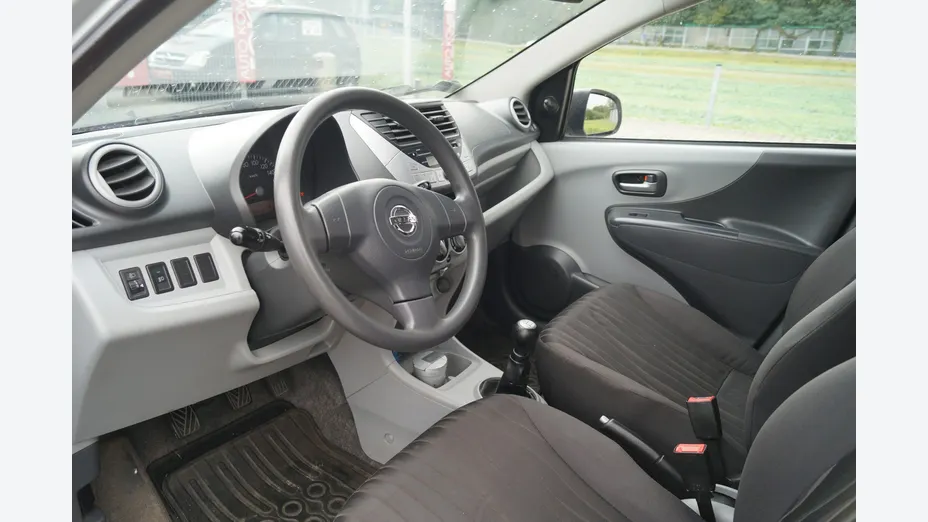NISSAN Pixo -