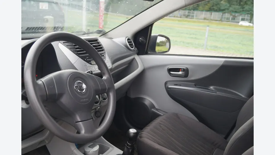 NISSAN Pixo -