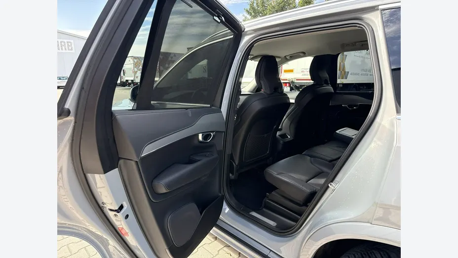 VOLVO XC90 -