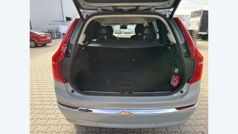 VOLVO XC90 -