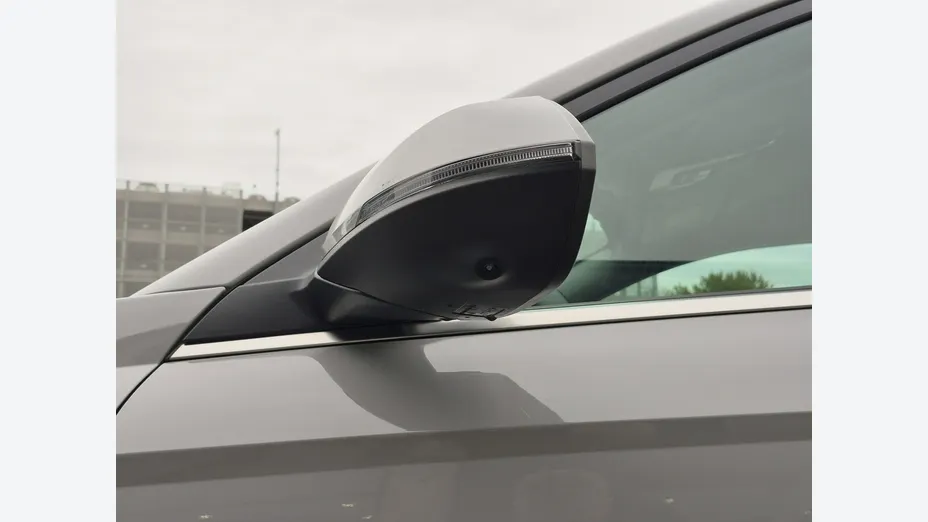 HYUNDAI Kona -