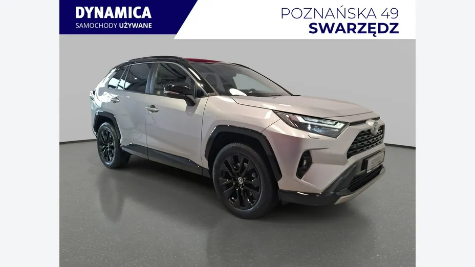 TOYOTA RAV4 -