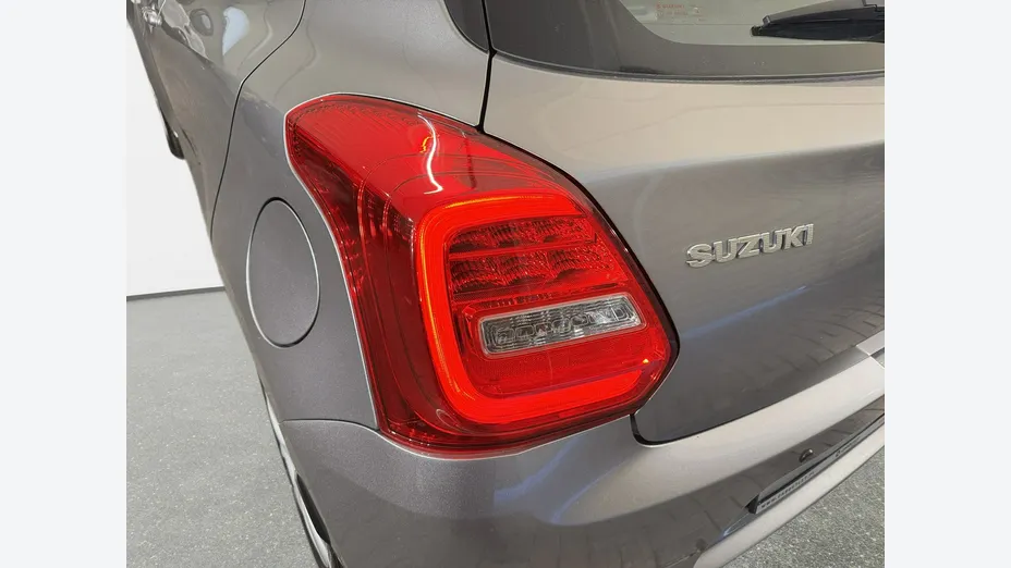 SUZUKI Swift -