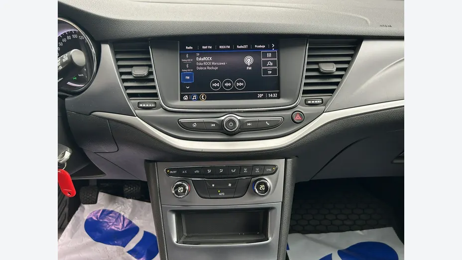 OPEL Astra -