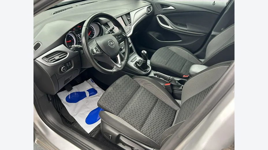 OPEL Astra -