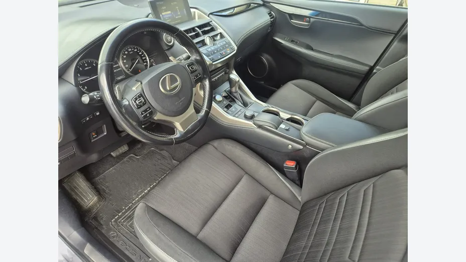 LEXUS NX -