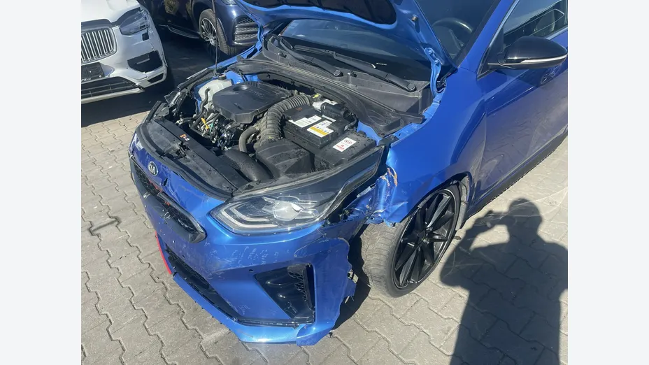 KIA ProCeed -