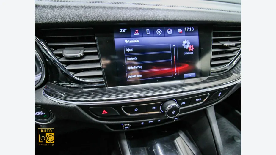 OPEL Insignia -