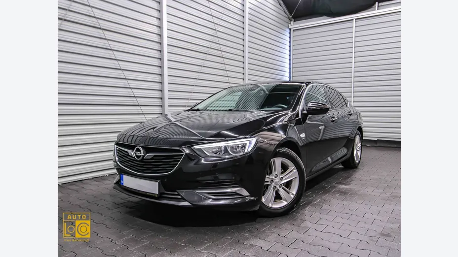 OPEL Insignia -
