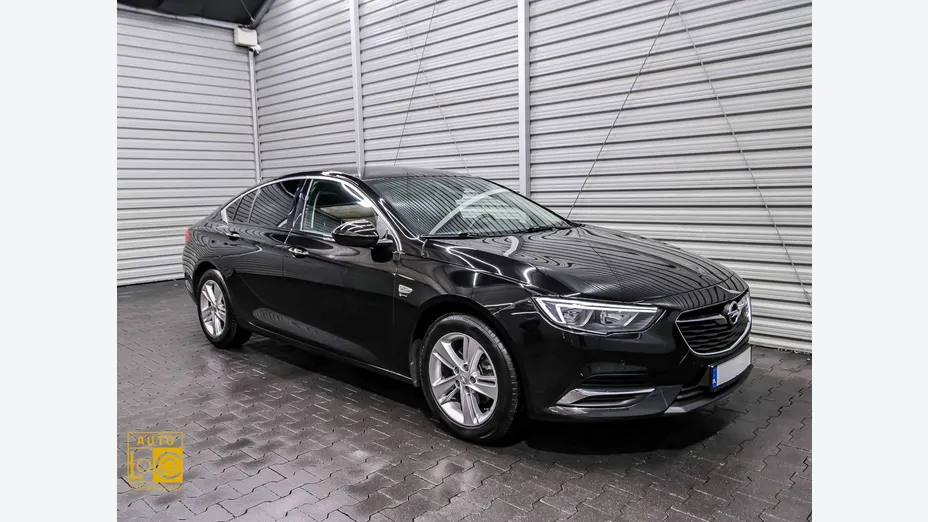 OPEL Insignia -