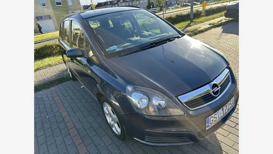 OPEL Zafira -