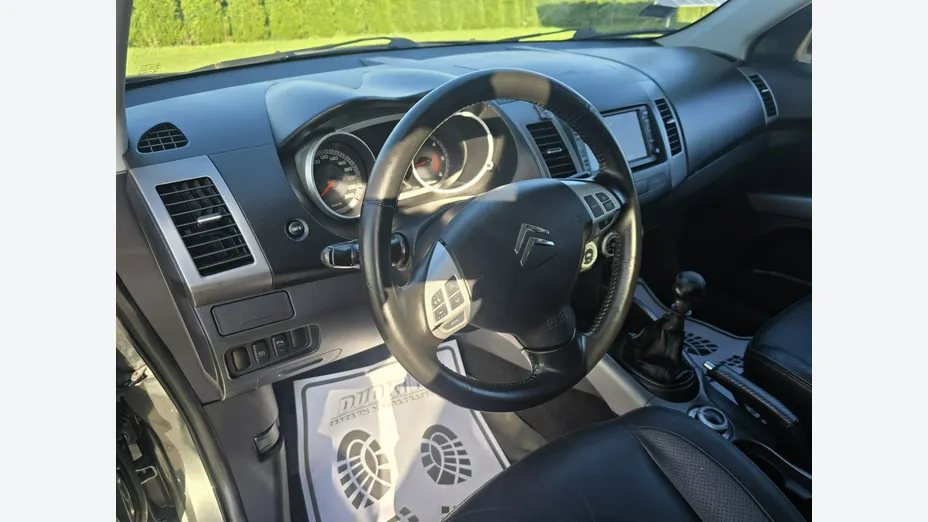 CITROEN C-Crosser -