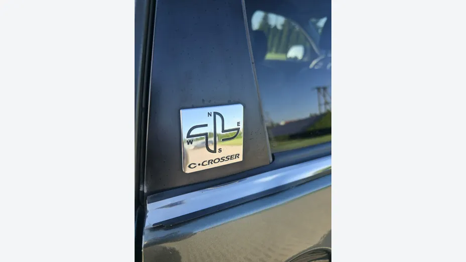 CITROEN C-Crosser -