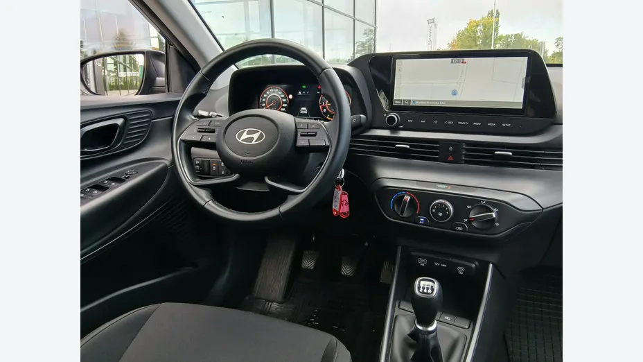 HYUNDAI i20 -