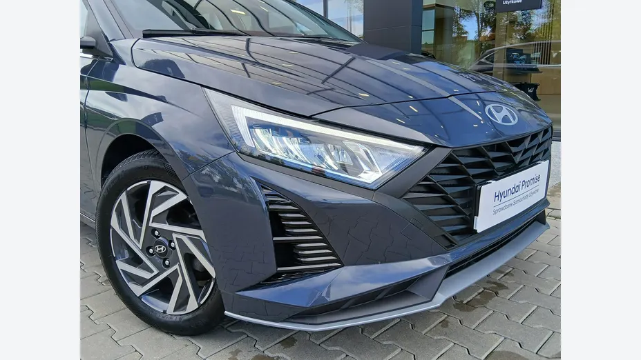 HYUNDAI i20 -