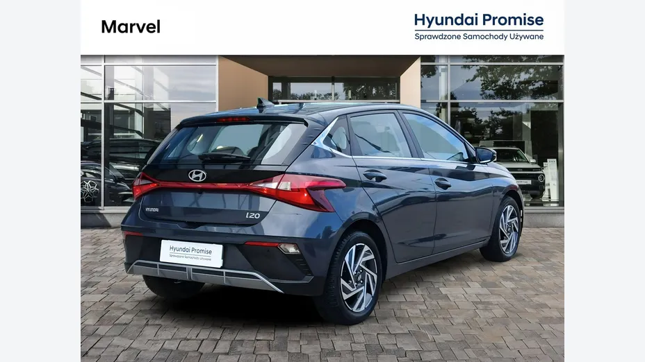 HYUNDAI i20 -